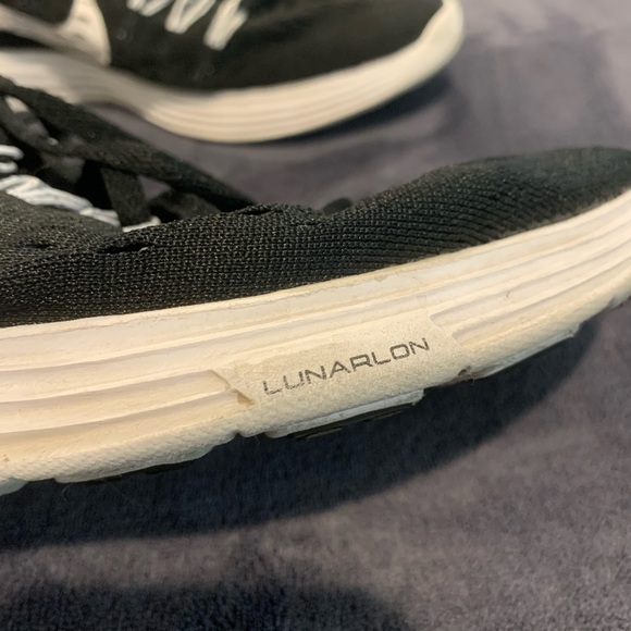 Nike lunarlon sneaker (size 9) - Picture 6 of 10